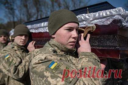 «В их распоряжении терабайты информации». Российские хакеры взломали базу данных ВСУ. Как они это сделали и что узнали?