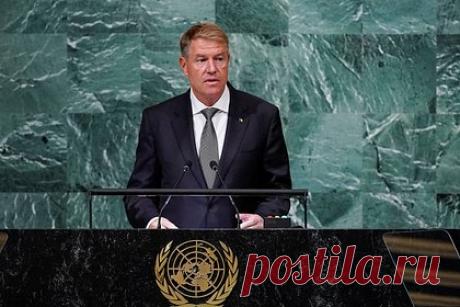 Румыния заявила о желании занять место в СПЧ ООН. Президент Румынии Клаус Йоханнис на заседании ГА ООН заявил, что страна хотела бы занять место в совете организации по правам человека на период 2023-2025 годов. «Нам нужны решительные действия для защиты и поощрения прав человечества, мы должны укреплять систему ООН по защите прав человека», — отметил он.