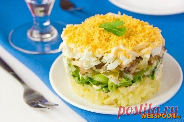 Слоёный салат с белыми грибами Боровичок с фото | Рецепт порционного салата с белыми грибами на Webspoon.ru