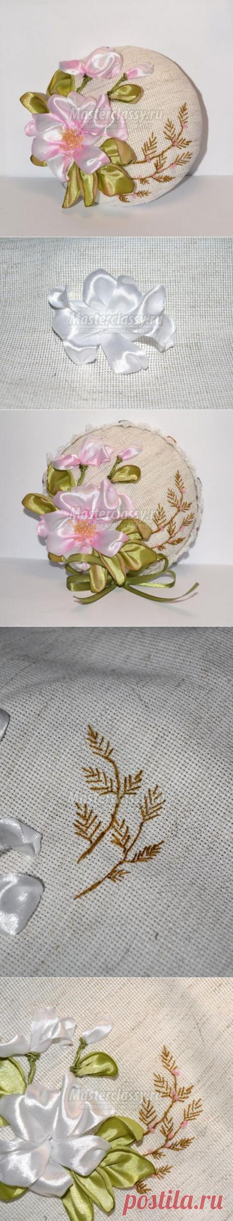сообщение Veh07 : Вышивка атласными лентами. Игольница «Магнолия». (10:40 14-10-2014) [3562642/339974626] - natalya.bazyleva.70@mail.ru - Почта Mail.Ru