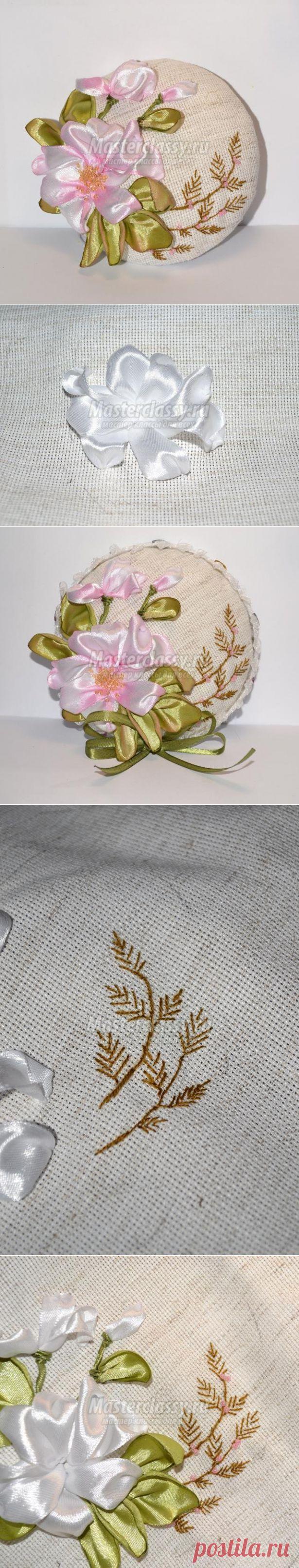 сообщение Veh07 : Вышивка атласными лентами. Игольница «Магнолия». (10:40 14-10-2014) [3562642/339974626] - natalya.bazyleva.70@mail.ru - Почта Mail.Ru