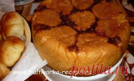 Булочки с яблоком в мультиварке