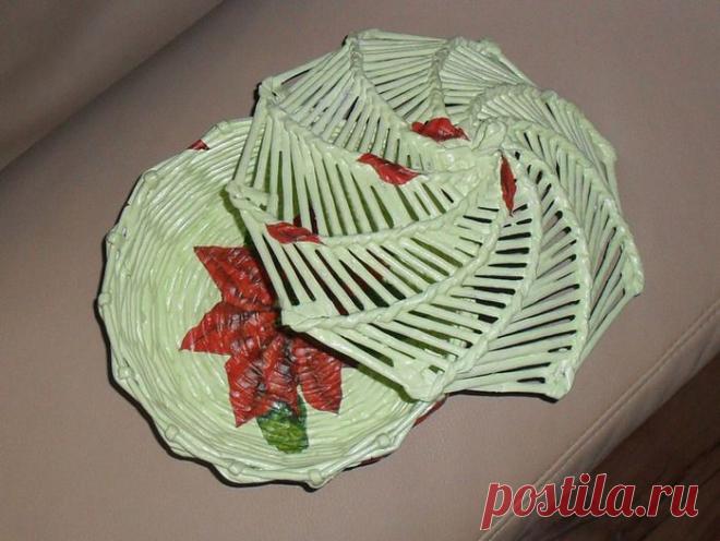 Крышечки для корзиночек из газетных трубочек... МК..