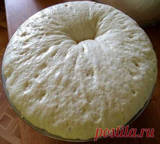 ДРОЖЖЕВОЕ ТЕСТО ЗА 15 МИНУТ
настоящее чудо

Получается у всех! Я хоть и люблю 