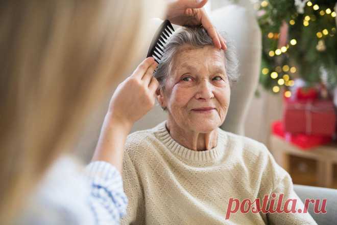 Как спасти волосы в пожилом возрасте?
После 50-60 лет, когда изменяется гормональный фон волосы становятся редкими, чаще выпадают. Эта неприятность происходить не только с мужчинами, часто и женщины жалуются на проплешины и заметно уменьшившийся объем волос. Что делать и чего не делать, если все-таки волосы стали “болеть”? Правильно ухаживайте за волосами, мойте их чаще, желательно качественными шампунями. Каждый день сальные железы […]
Читай дальше на сайте. Жми подробнее ➡