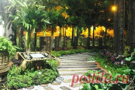 Парк Лейк Гарденс в Куала-Лумпуре ( Малайзия)