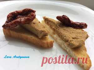 Паштет из куриной печени. Самый простой вариант.