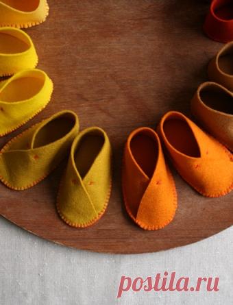 Пинетки своими руками - шитье из фетра для детей / Шитье, вязание для детей на спицах и крючком с описанием / КлуКлу. Рукоделие - бисероплетение, квиллинг, вышивка крестом, вязание