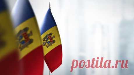 В Молдавии осквернили памятник советским воинам. Вандалы осквернили памятник советским воинам 161-го стрелкового полка 95-й Молдавской стрелковой дивизии. Об этом заявил глава Поискового движения и Национального оргкомитета «Победа» Алексей Петрович. Читать далее