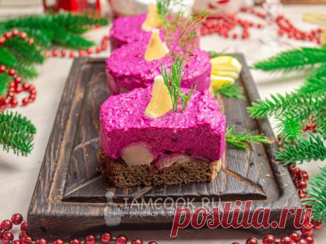 Сельдь под шубой «Новогодние свечи» — рецепт с фото Отличная, нарядная, порционная альтернатива салату Селедка под шубой. Если не пробовали, рекомендую!