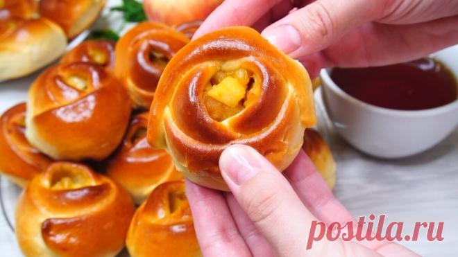 Булочки с начинкой | Готовим с Калниной Натальей | Яндекс Дзен|==Мука -350 гр.
==Дрожжи сухие -7гр. (или сырые 14-21гр.)==Сахар -2 ст.л.
==Соль -1/2ч.л.
==Яйца -1шт.
==Молоко -170гр.
==Растительное масло -2 ст.л.
>>>Для начинки:
==Сливочное масло -30гр.
==Апельсин -1шт.
==Яблоки -4 шт. (600гр)
==Сахар -2-4ст.л.