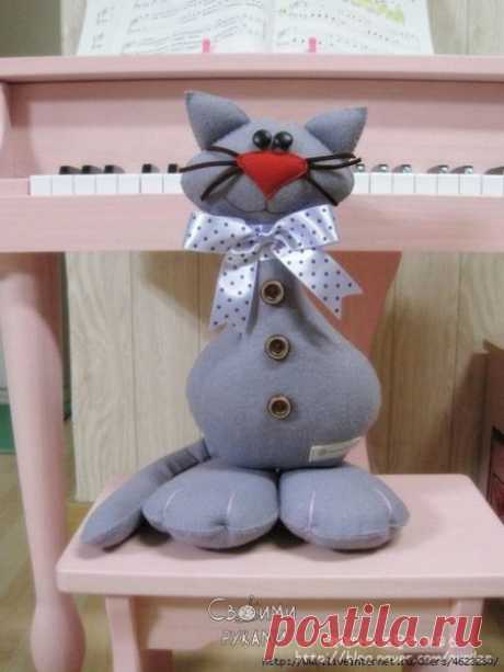 Кот из фетра