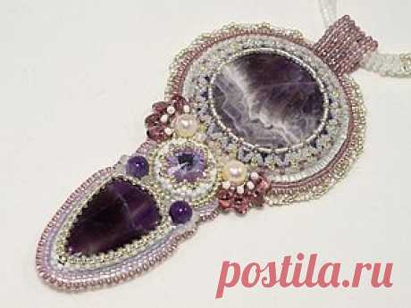 Вышитый кулон &quot;Школа магов&quot; и оправа кабошона &quot;восьмерка&quot; - Ярмарка Мастеров - ручная работа, handmade (Елена Гладнева)