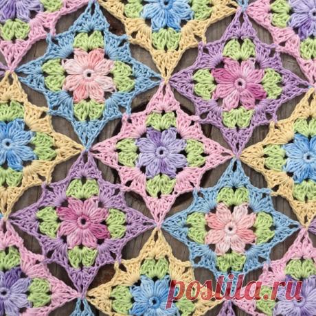 Маленькая дикая цветочная квадрат