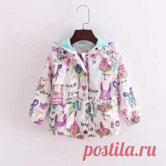 Граффити печати мультфильм пальто Весна Autum милая девушка с капюшоном куртка молнии полный рукав малыш пуховики Стиль: Мультфильм печати

 Материал: Хлопчатник

 Цвета: как показывает

 Для возраста: Год 1-6

Размеры: S/M/L/XL/2XL 

Таблица размеров:

Размер бюста Длина рукав возраст

2Т S 33 см/12.99\ «36 см/14.17\ «28 см/11.02\ «1-2Y

3T-M 35 см/13.77\ «40cm/15.74\ «32 см/12.59\ «2-3Г

4Т L 37 см/14.56\ «43 см/16.92\ «35 см/13.77\ «3-4Y   

5т XL 39cm/15.35\ «47 см/18....