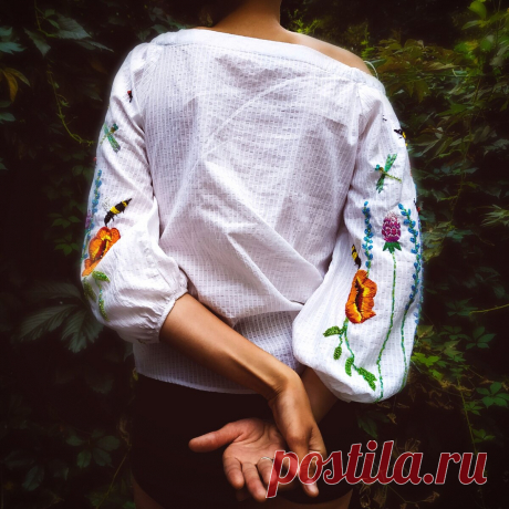 Хозяйка ателье заказа вышивку на блузке и ее мнение постоянно менялось! Как думаете, понравился ей результат или нет? | VERA KRIVOLAP | Яндекс Дзен