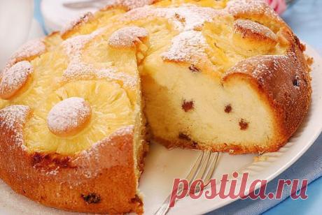 Фантастически вкусная творожная запеканка
Ингредиенты:
250 г творога
1 ст. ложка сахара
0.5 чайной ложки соли
2 яйца взбить
2 ст. ложки манной крупы
0.5 стакана молока
Приготовление:
Манку с молоком смешать и дать постоять минут 10, чтобы крупа набухла. Взбить яйца с сахаром, добавить творог, соль и набухшую манку. Всё перемешать и вылить в форму, смазанную маргарином и посыпанную сухарями или манной крупой (чтобы не прилипало) Запекать в разогретой духовке при мощности 200 градусов минут 40, д