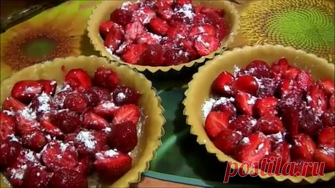 Клубничный пирог (тарт) с меренгой