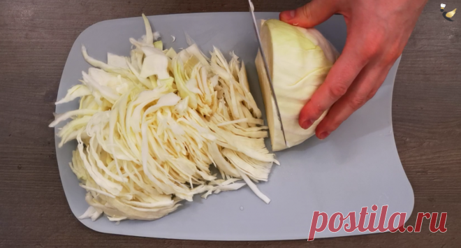 Готовлю капусту «по-немецки», получается очень вкусно и сочно. На столе не задерживается, семья съедает сразу. Делюсь рецептом | MEREL | KITCHEN | Яндекс Дзен