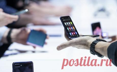 Samsung первым заявил о согласии на предустановку российского софта Samsung заявил, что будет готов устанавливать российский софт на свои смартфоны перед продажей. Опыт предустановки российских приложений у компании уже