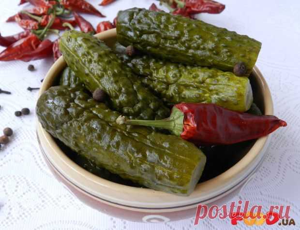 Консервовані огірки з кетчупом чилі - Кулинарные рецепты на Food.ua