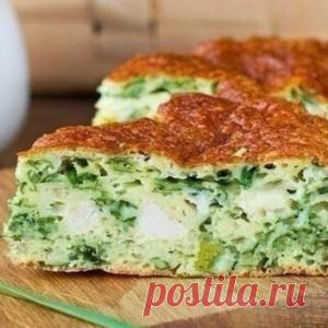 Вкуснющий пирог с зеленым лучком и курицей под сырной коркой - МирТесен