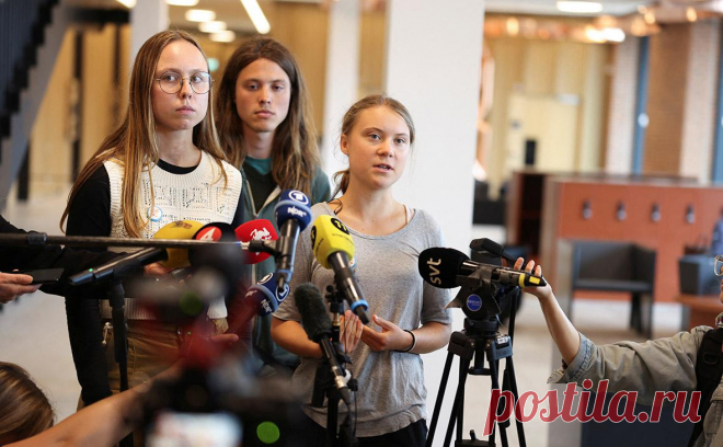 Грету Тунберг оштрафовали на $144 за неповиновение полиции. Суд в Швеции оштрафовал экоактивистку Грету Тунберг за неповиновение полиции во время демонстрации в городе Мальмё.