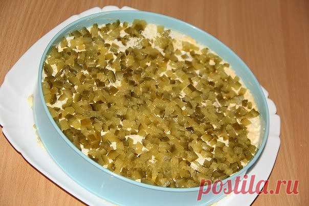 Салат "Фантазия" с курицей.