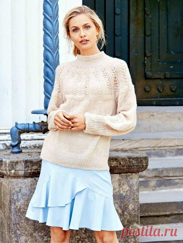 Пост на стене Кремовый свитер с ажурной кокеткой и воротником-стойка ♥Европейские размеры: 34/36 (38/40) 42/44.  Российские размеры: 40/42 (44/46) 48/50.  Для вязания нам потребуется 150 (150) 175 г кремовой (цвет № 7) пряжи LANA GROSSA 