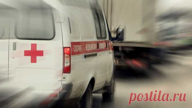 Петербургский подросток попал в реанимацию после взрыва ресивера в автомастерской. В Петербурге 15-летний подросток попал в реанимацию после взрыва ресивера в автомастерской. Об этом сообщает "Фонтанка". По информации издания, инцидент произошел 18 сентября в Пушкинском районе. Несовершеннолетний находился в ...