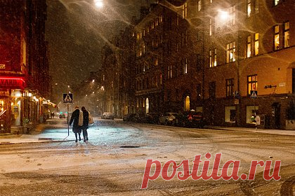 В «Газпроме» назвали самый сложный месяц для Европы. Самым сложным месяцем для Евросоюза станет январь. «Наиболее сложным зимним месяцем станет январь, когда пики потребления устойчиво превышают 1,8 миллиарда кубометров в сутки», — отметили эксперты «Газпром экспорта». В «Газпром экспорте» напомнили о требование ЕС о принудительном снижения потребления газа.