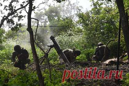 Стало известно о выводе ВСУ войск из населенного пункта в Запорожской области. Вооруженные силы Украины неожиданно прекратили бои за населенный пункт Пятихатки и отступили. О выводе войск из этого поселка в Запорожской области стало известно из публикации Telegram-канала «Военкоры Русской Весны». Командование сочло попытку прорыва на этом направлении бесперспективным.