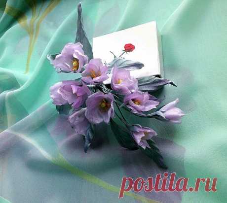 Веточка из шелка. / Прочие виды рукоделия / Цветы из ткани