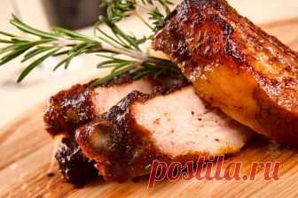 Простые и вкусные горячие блюда на Новый год 2019! Новогодние праздники невозможны без вкусных и сытных блюд. Несмотря на разнообразие салатов и холодных закусок на праздничном столе, без горячих блюд не обойтись. …