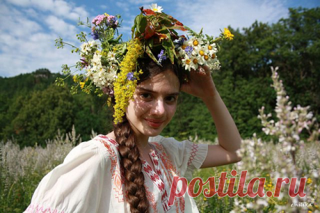 Чем мыли голову в старину? Природный шампунь и старинные средства для мытья волос | МастерВеда