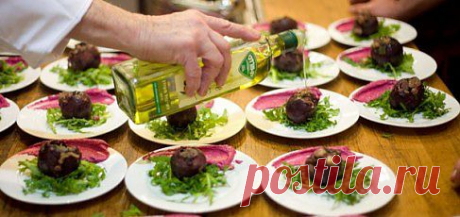 Свекла, фаршированная куриной печенью.