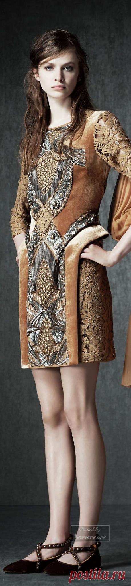 Найдено на сайте style.com.