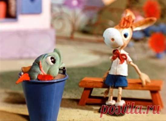 Заветная мечта, мультфильм (1972)
http://russkaja-skazka.ru/zavetnaya-mechta-multfilm-1972/
Мультфильм «Заветная мечта», кукольный; Режиссёр Михаил Каменецкий; Автор сценария Татьяна Макарова; Художник-постановщик Владимир Дегтярёв; Роли озвучивали Василий Ливанов, Анатолий Папанов, Рина Зелёная, Евгений Леонов; Композитор Евгений Крылатов; Аниматоры Павел Петров, Юрий Норштейн, Вячеслав Шилобреев; Оператор Александр Жуковский, Михаил Каменецкий; Звукооператор Владимир Кутузов; Студия «Союзмульт