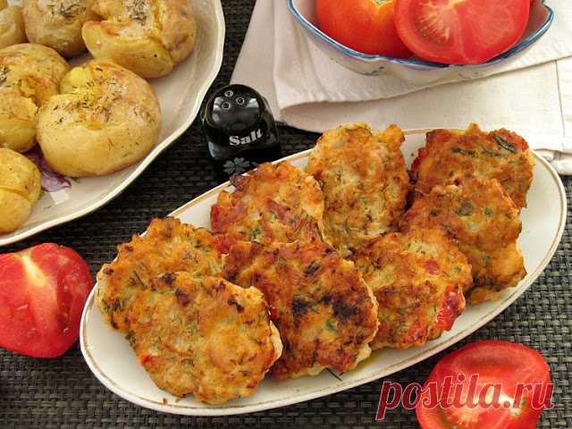 Постигая искусство кулинарии... : Рубленые куриные котлеты с помидорами