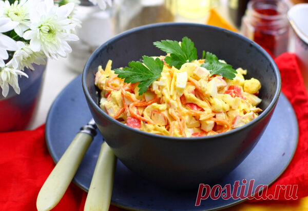 Салат «Валерия» с крабовыми палочками и корейской морковкой: рецепт с фото – всего 5 шагов - Onwomen.ru