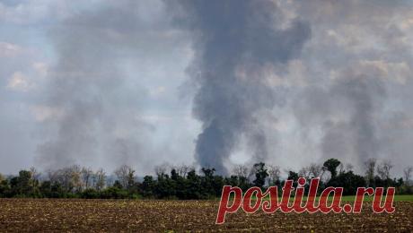 В Сумской области Украины прогремели взрывы на фоне воздушной тревоги. Взрывы произошли в городе Белополье, который находится в Сумской области на севере Украины. Об этом сообщило украинское издание "Общественное". По его данным, после взрывов в городе частично пропало электричество. Каких-либо ...