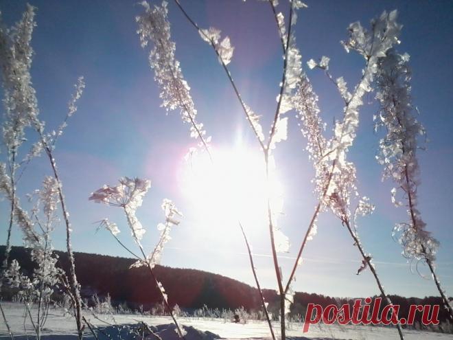 это как раз 15 февраля 2013 года, метеорит пролетел совсем недавно, а природа создала вот такую красоту