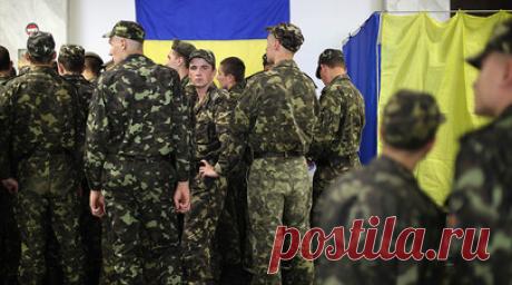 Во Львове сотрудники ТЦК избили мужчину ногами и силой затащили в микроавтобус. Во Львове на Украине сотрудники военкомата избили мужчину ногами и силой затащили в микроавтобус. Об этом сообщает издание «Новости.LIVE». Читать далее