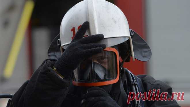 ВСУ атаковали заправочную станцию и приехавших на место пожарных. В городе Суджа Суджанского района Курской области в результате атаки украинского беспилотного летательного аппарата (БПЛА) загорелась заправочная станция. Об этом в своем Telegram-канале сообщил временно исполняющий обязанности губернатора ...