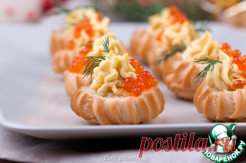 Профитроли с яичным кремом - кулинарный рецепт