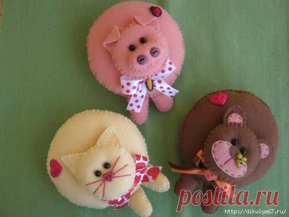 Фетровые коты и кошечки