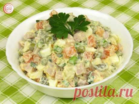 Салат Оливье. Очень вкусный! Секрет удивительного праздничного салата