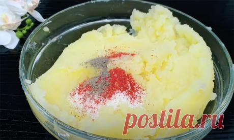 Пирожки вокзальные: тончайшее просвечивающее тесто и много начинки. Тонкость в рассоле и картофельном отваре