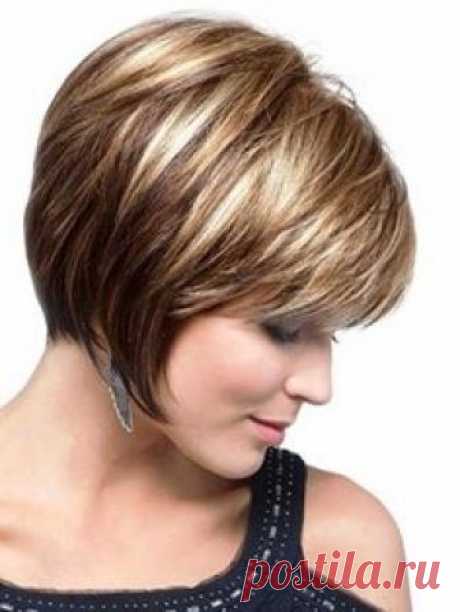 15  Short Hair Cuts For Women Over 40 | https://www.short-haircut.com/15-short-hair-cuts-for-women-over-40-2.html