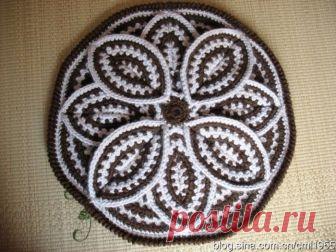 ВЯЗАНЫЕ СИДУШКИ НА СТУЛЬЯ,крючок - запись пользователя Наталья (Наталья) в сообществе Вязание крючком в категории Вязаные крючком аксессуары 2.3.4.5.сидушки на стул, совсем несложно + схемыВот такую симпатичную сидушку на стул можно связать крючком.Впереди у нас большие новогодние каникулы.Вот и будем украшать свой дом всякими хендмейдовскими красивостями